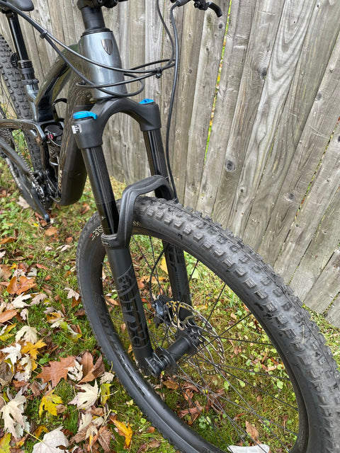 Trek Fuel EX 8 Gen 6 (Shop Demo)