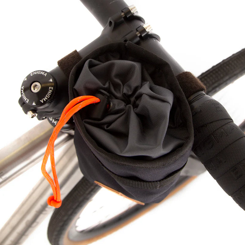 Load image into Gallery viewer, Restrap Stem Bag Handleabar Mounted Feedbag
